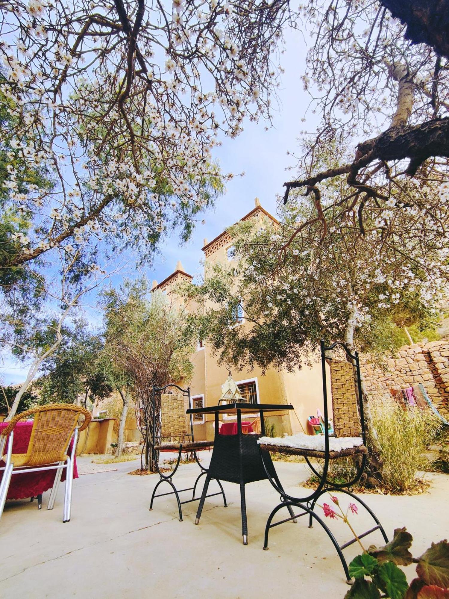 Riad Kasbah Des Roches Akhendachou n'Ait Ouffi Екстер'єр фото
