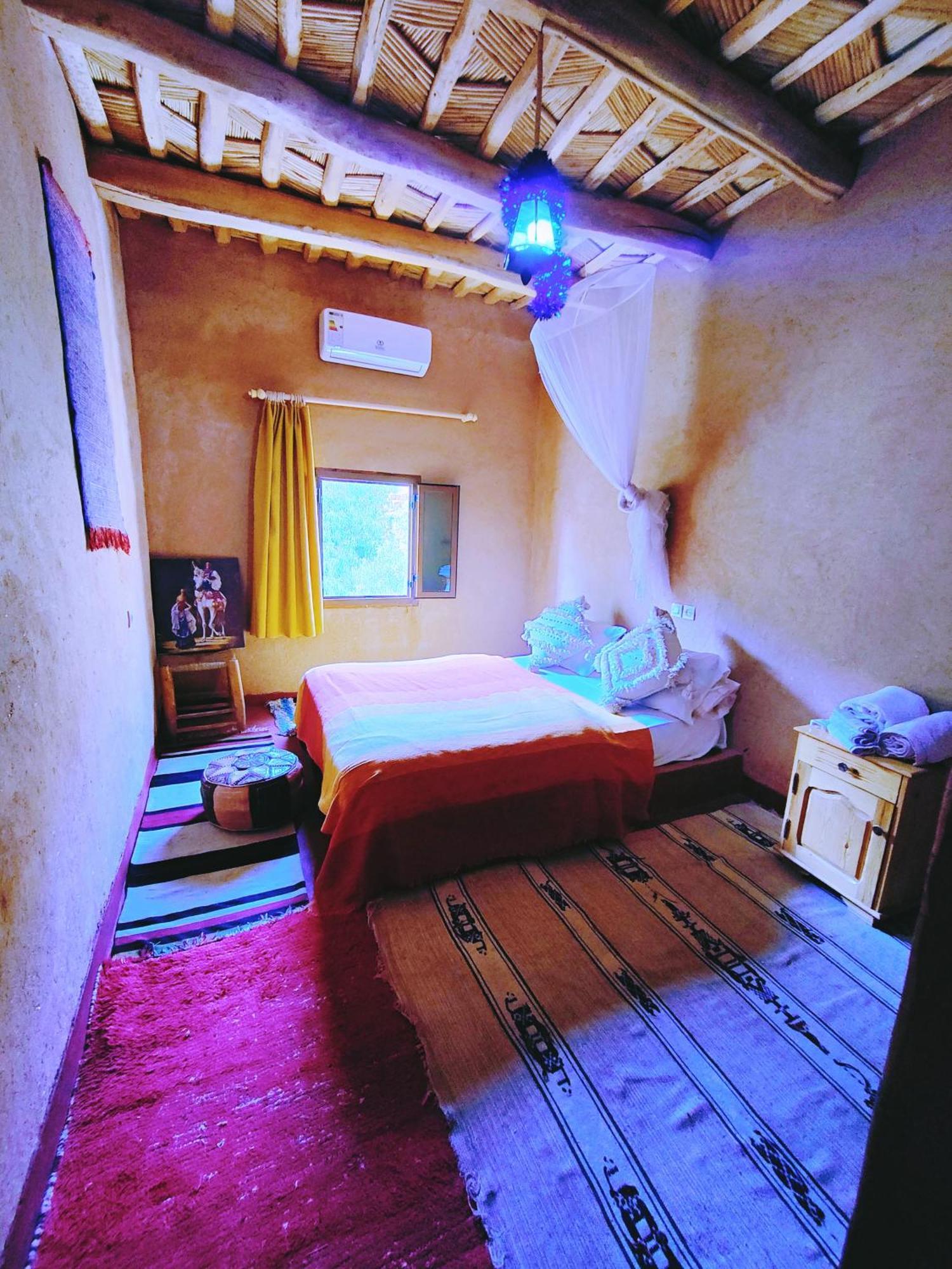 Riad Kasbah Des Roches Akhendachou n'Ait Ouffi Екстер'єр фото